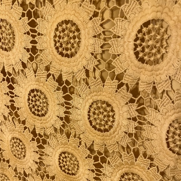 Sunflower Dress LOFT - Picture 3 of 4